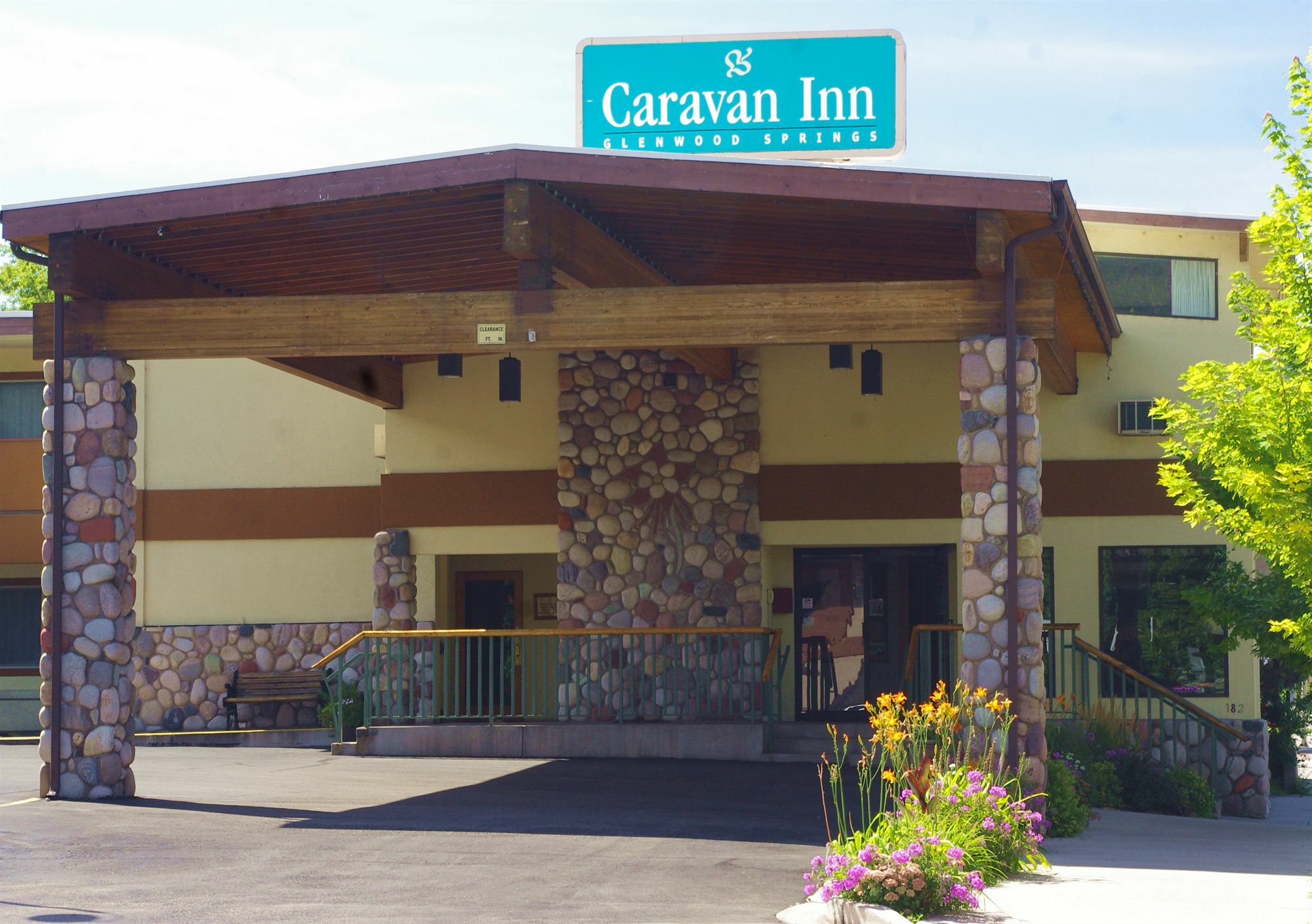 Caravan Inn Glenwood Springs Exterior photo
